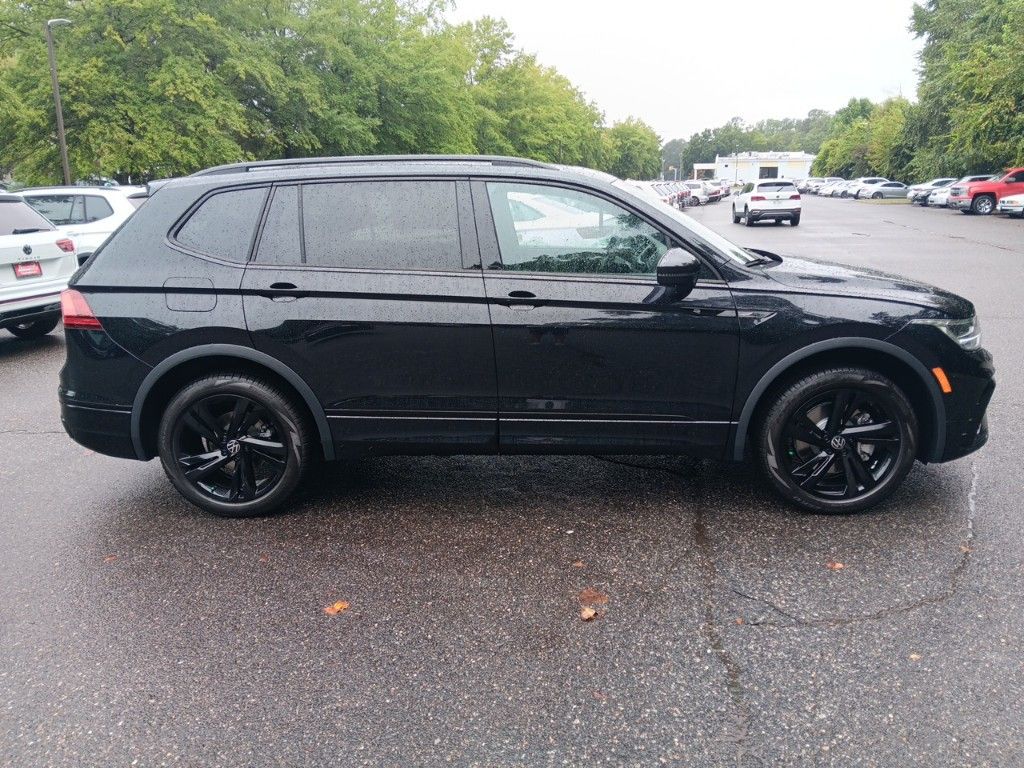 2024 Volkswagen Tiguan 2.0T SE R-Line Black 6