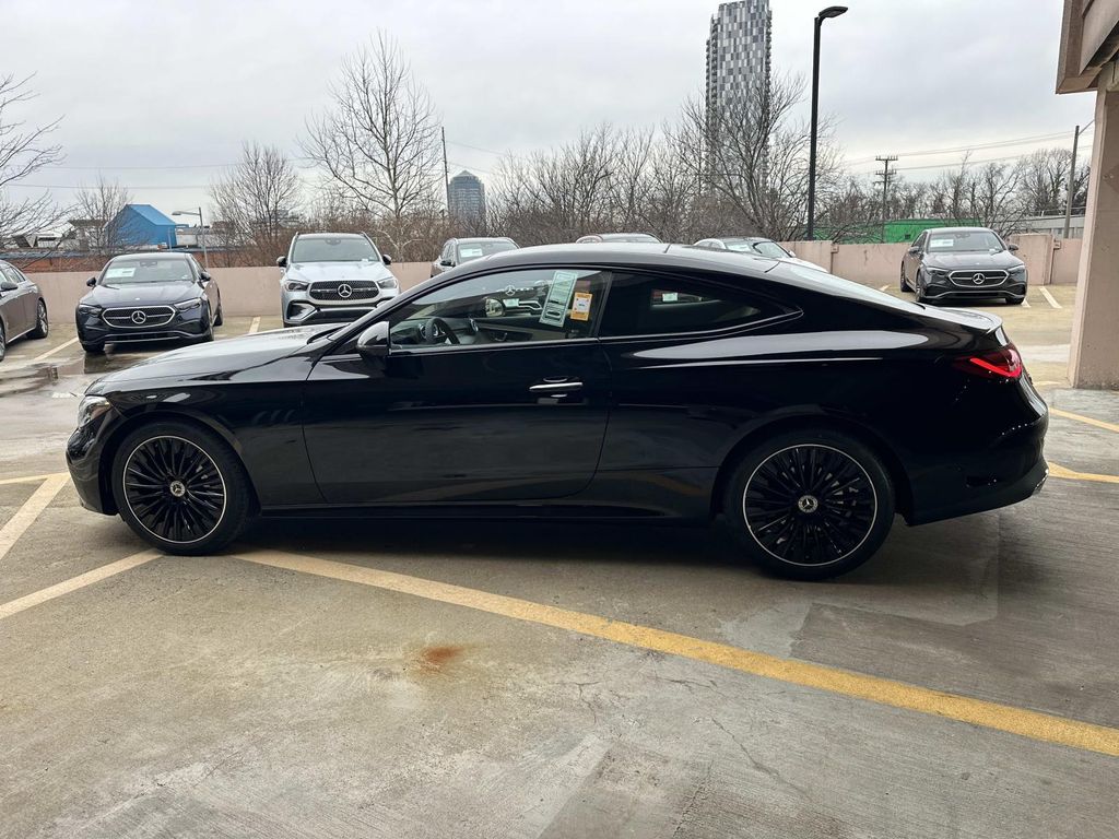 Thumbnail: 2026 Mercedes-Benz CLE - 8