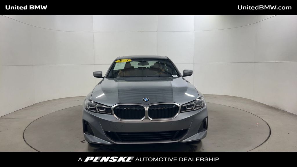 Thumbnail: 2023 BMW 3 Series - 3