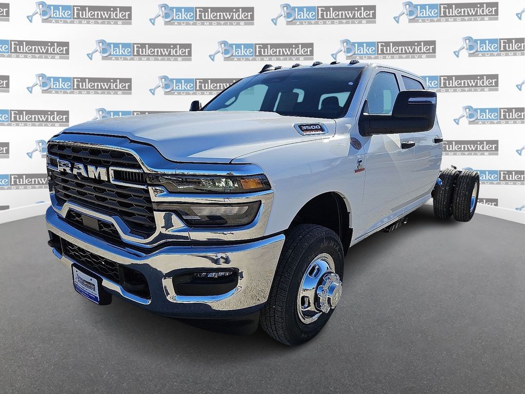 2026 RAM 3500 Chassis Tradesman Crew Cab LB DRW 4WD