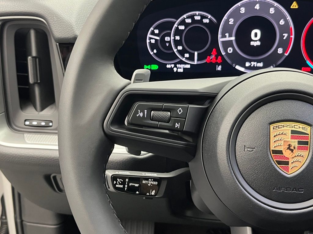 Thumbnail: 2026 Porsche  - 13