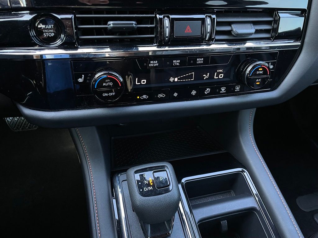 Thumbnail: 2025 Nissan Pathfinder - 18