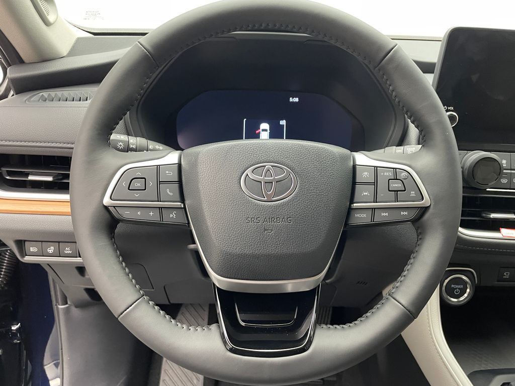 Thumbnail: 2025 Toyota Grand Highlander - 21