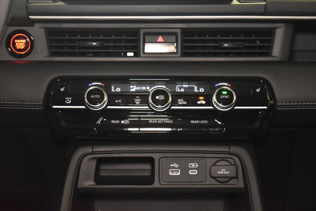 2025 Honda Pilot Touring 12