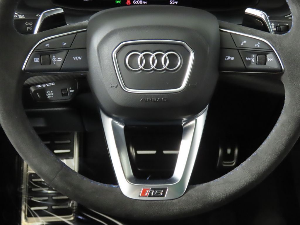 Thumbnail: 2026 Audi RS Q8 - 13