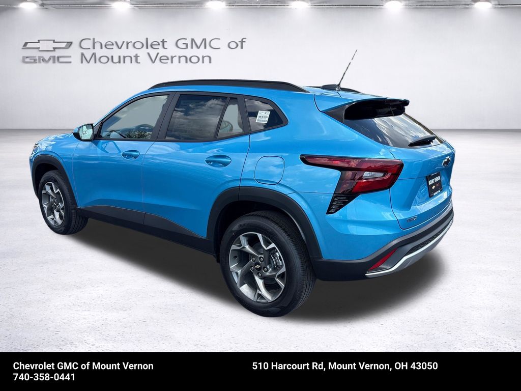 2026 Chevrolet Trax LT - Image 3