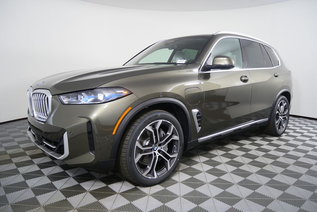 Thumbnail: 2026 BMW X5 - 8
