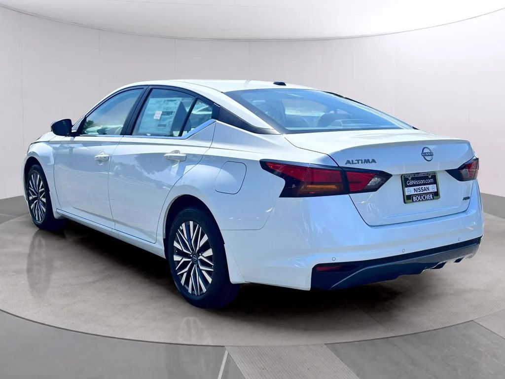 New 2026 Pearl White TriCoat Nissan SV image 5