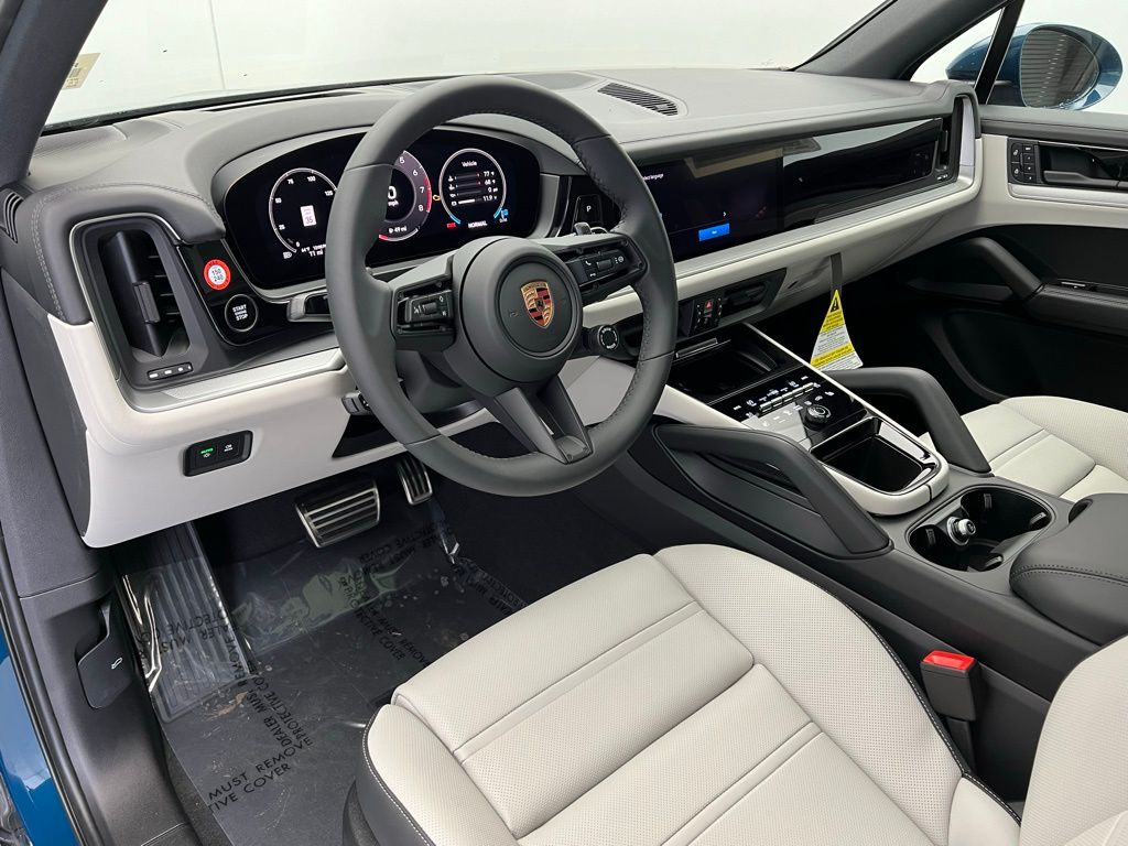 Thumbnail: 2025 Porsche Cayenne - 4