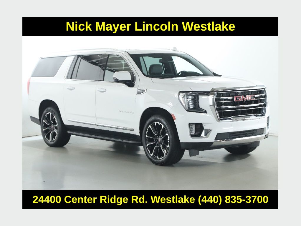 Summit White 2022 GMC Yukon XL SUV / Crossover Four-Wheel Drive 