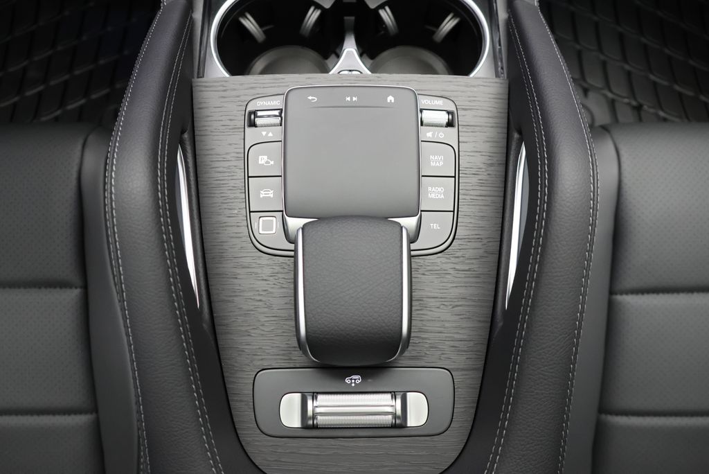 Thumbnail: 2026 Mercedes-Benz GLS - 29