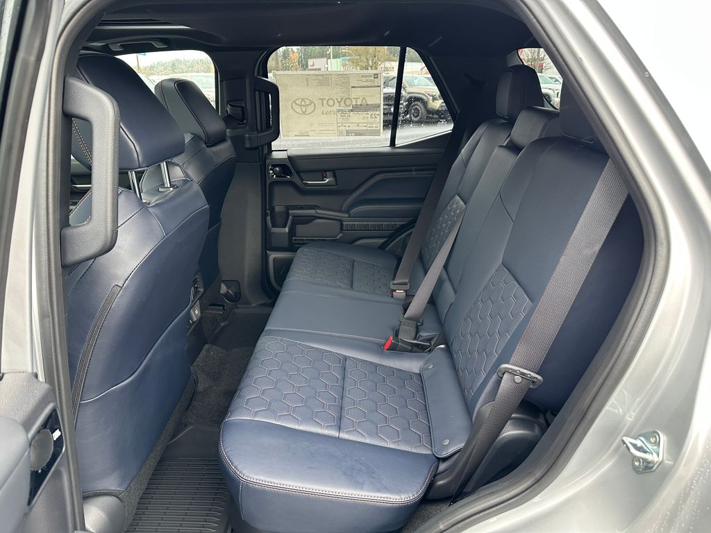 2025 Toyota 4Runner i-FORCE MAX Hybrid Platinum