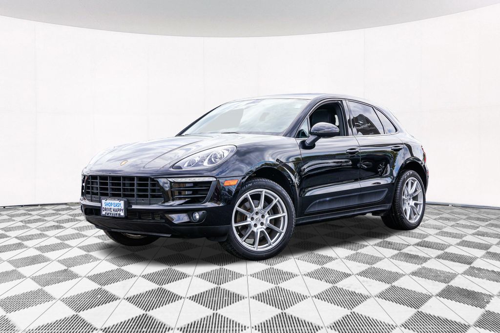 2018 Porsche Macan Base 2