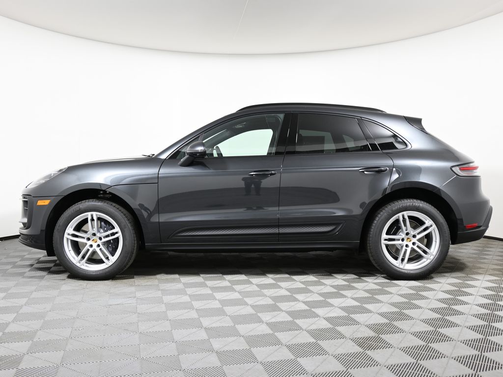 2025 Porsche Macan  2