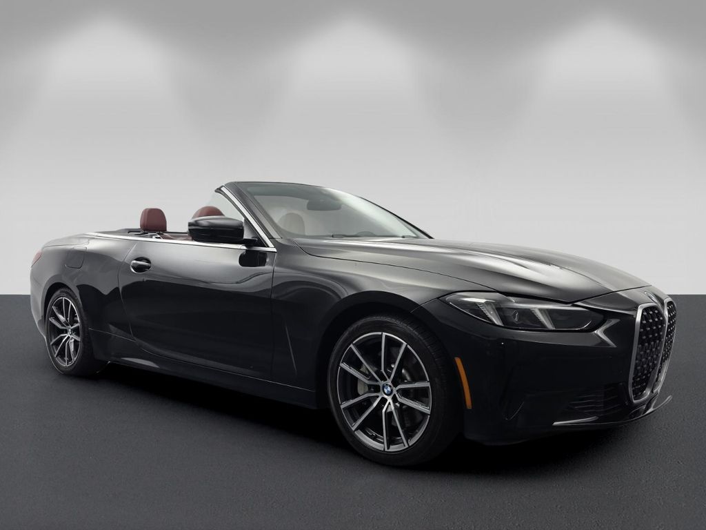 2025 BMW 4 Series 430i Convertible's photo