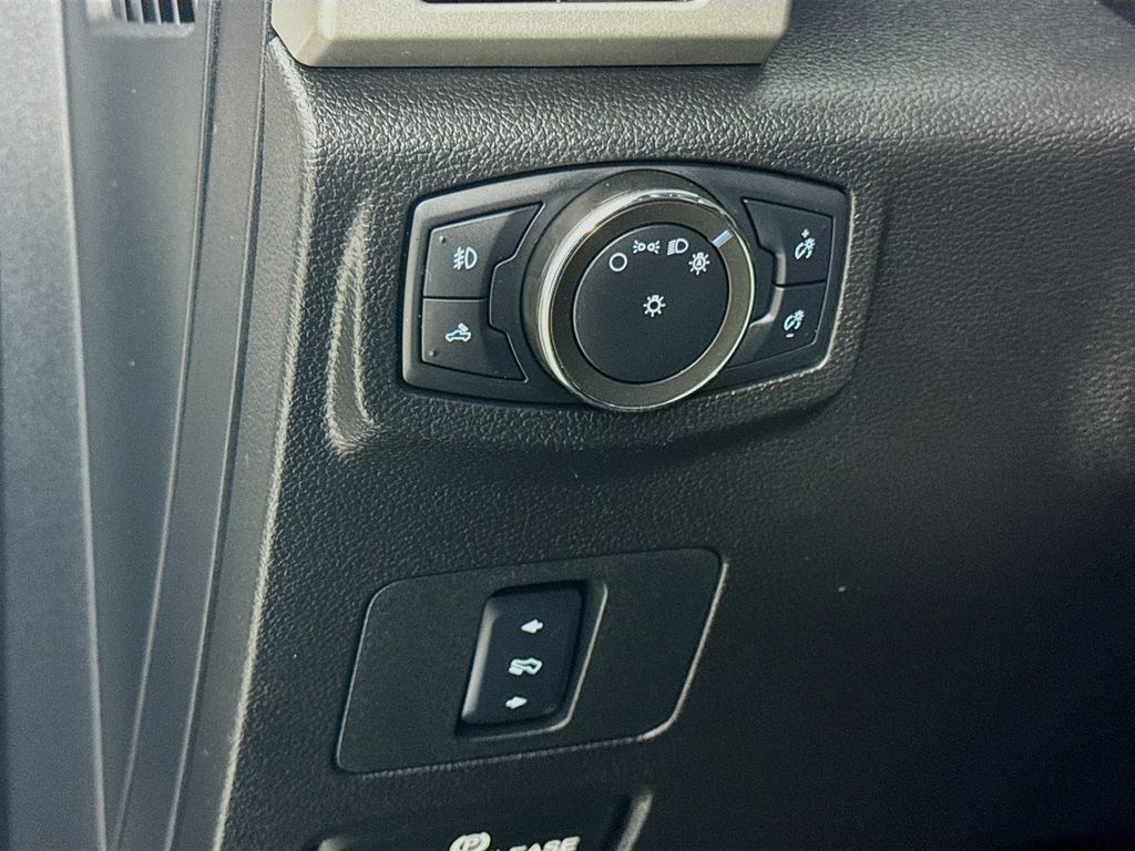 Used Car 2017 Ford F-250sd  Lariat For Sale Under $30,000 In San Antonio, Texas