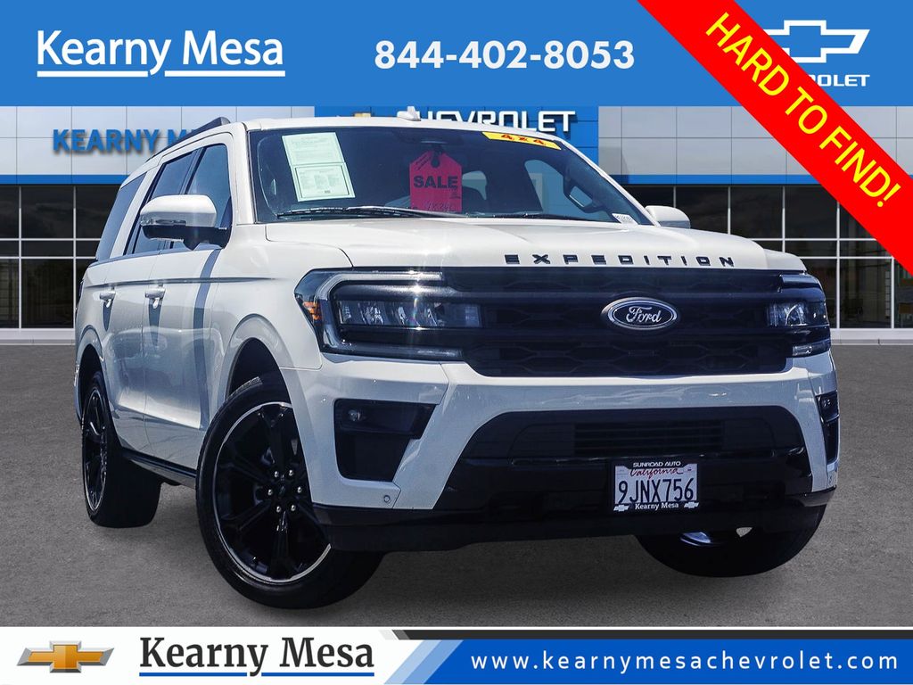 White Metallic 2022 Ford Expedition SUV / Crossover Four-Wheel Drive Automatic