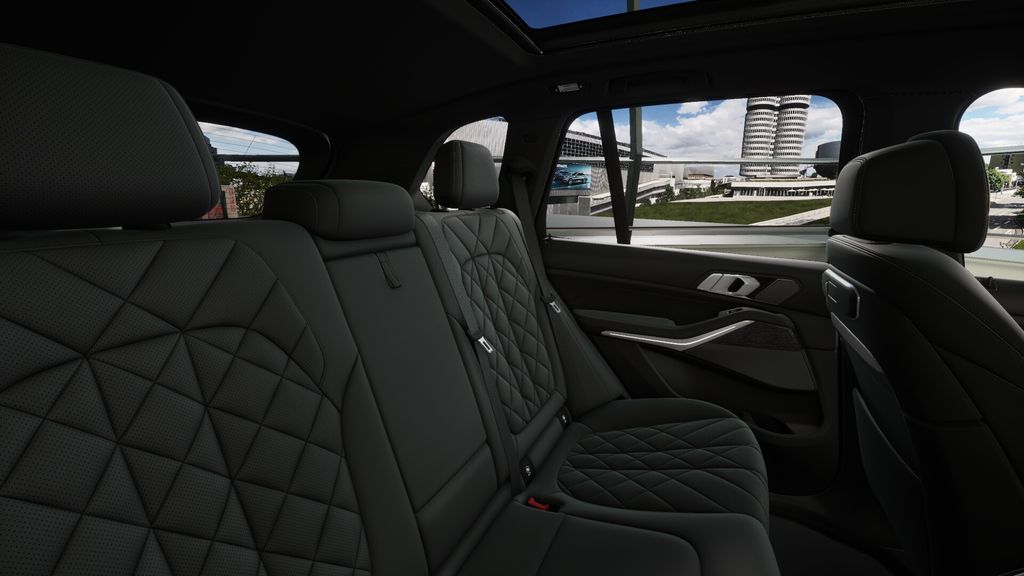 Thumbnail: 2026 BMW X5 - 12