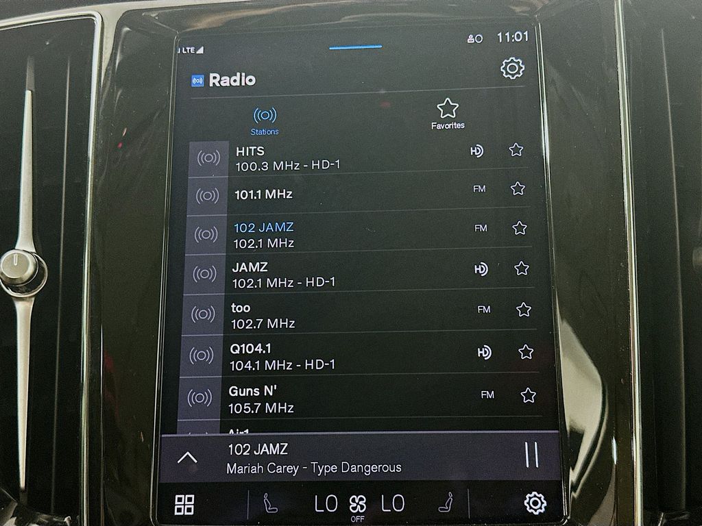 Used 2023 Blue Volvo Ultimate image 17