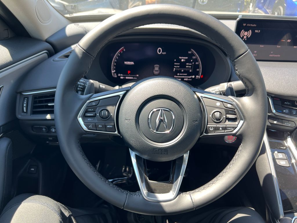 Thumbnail: 2025 Acura TLX - 17