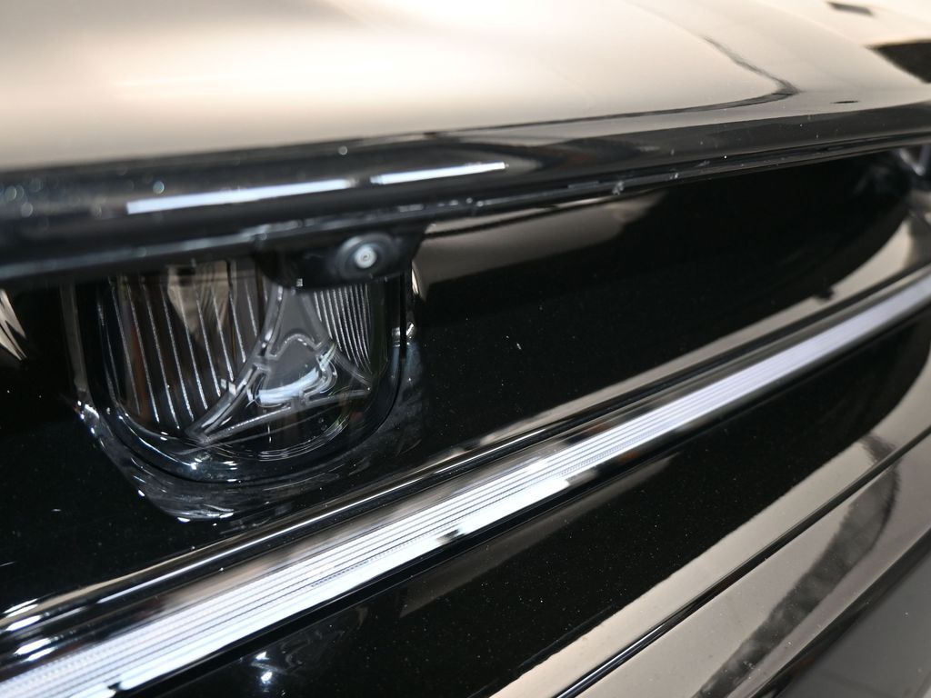 Used 2024 Diamond Black Crystal Pearlcoat Dodge R/T Scat Pack image 52