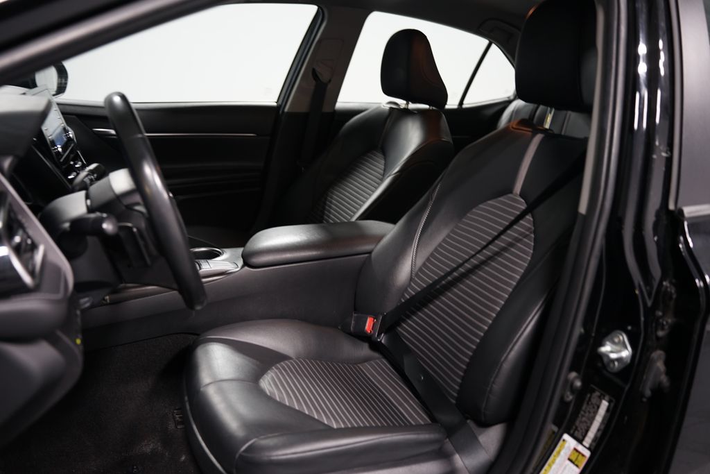 Thumbnail: 2023 Toyota Camry - 6