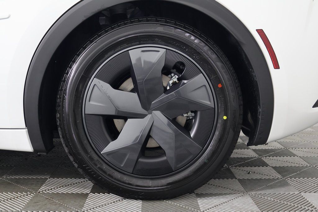 Thumbnail: 2026 Toyota Prius - 10