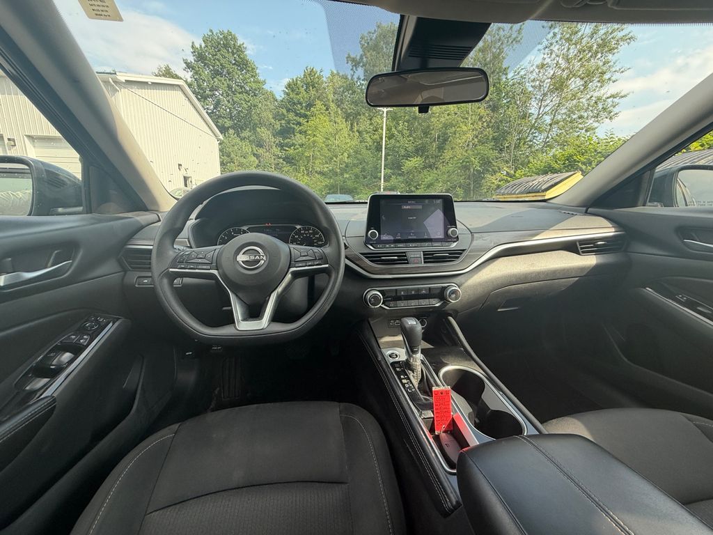 2023 Nissan Altima 2.5 SV Black at Luther Ford