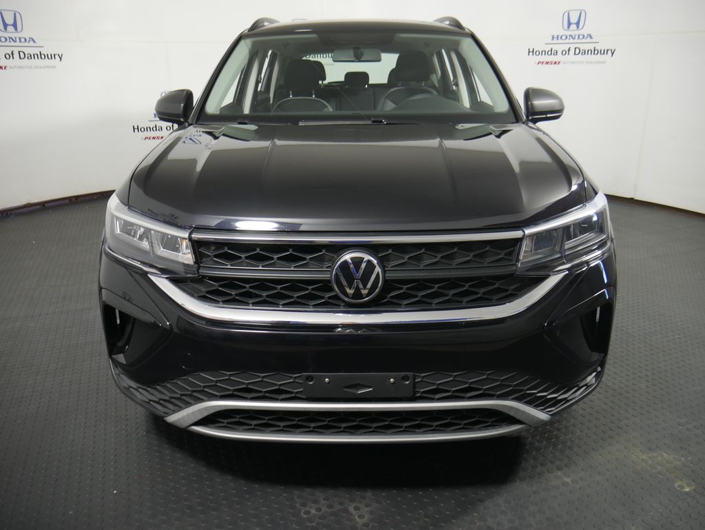Thumbnail: 2022 Volkswagen Taos - 2