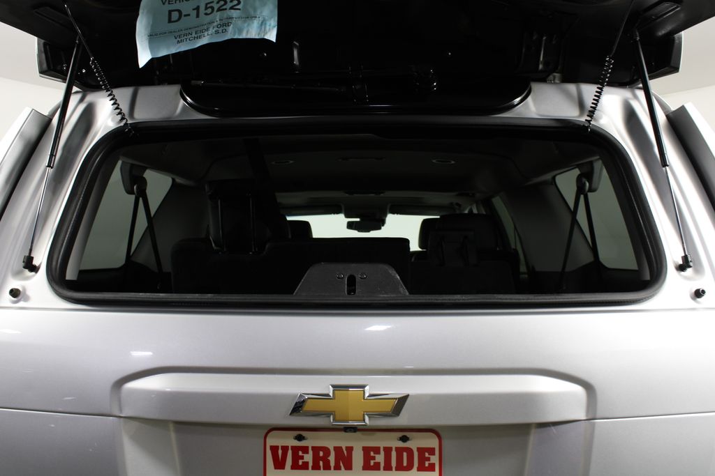 Used 2018 Chevrolet Suburban for sale in 