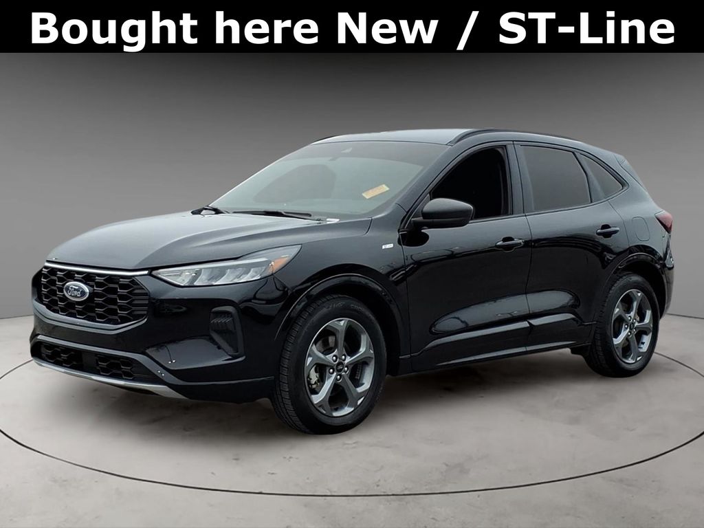 2023 Ford Escape ST-Line FWD