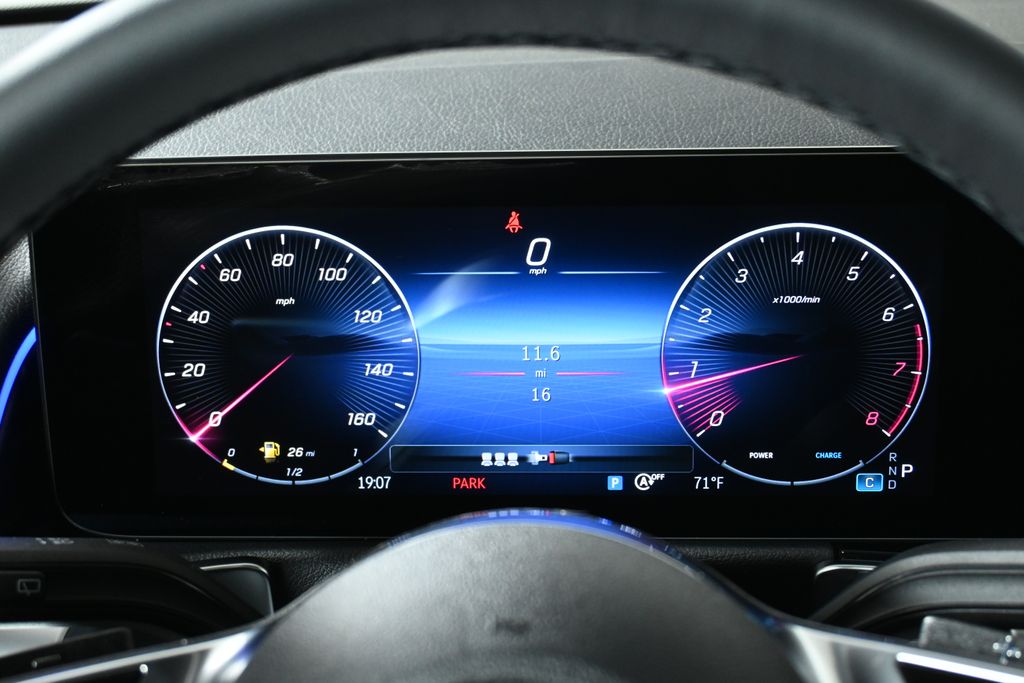 Thumbnail: 2026 Mercedes-Benz GLB - 15