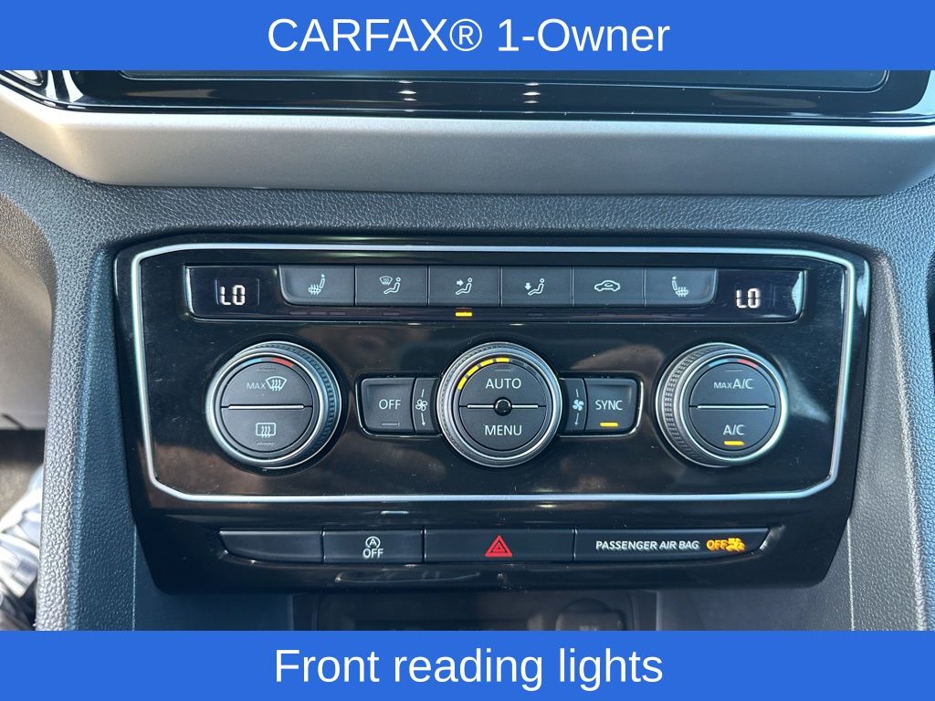 2022 Volkswagen Atlas Cross Sport V6 SEL R-Line photo 16