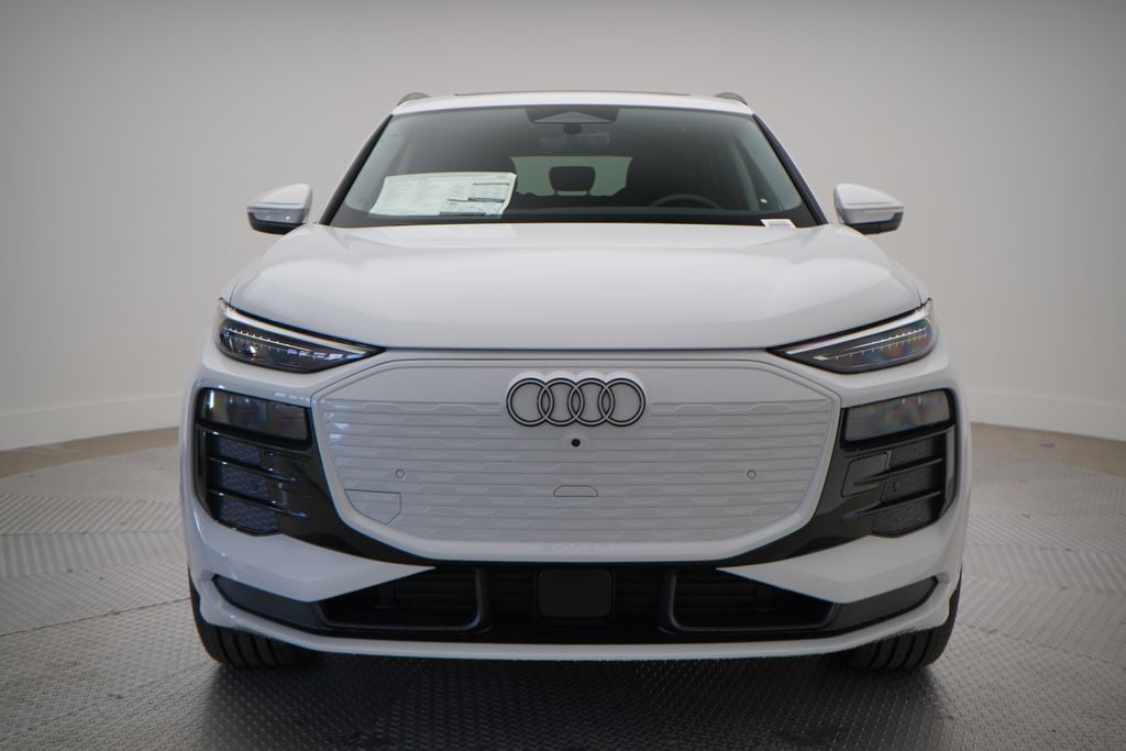 2025 Audi e-tron Premium 5