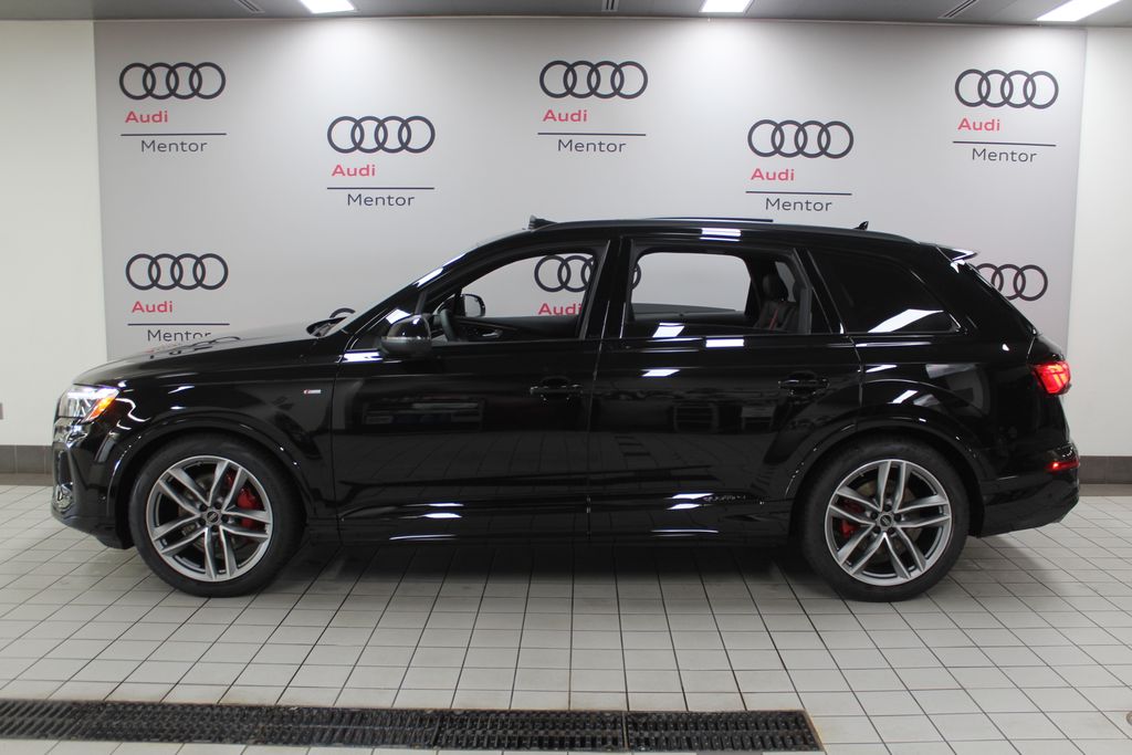 Thumbnail: 2026 Audi Q7 - 2