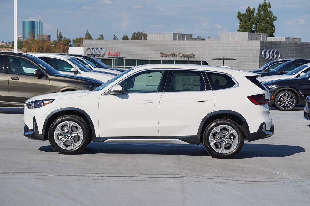 Thumbnail: 2026 BMW X1 - 4