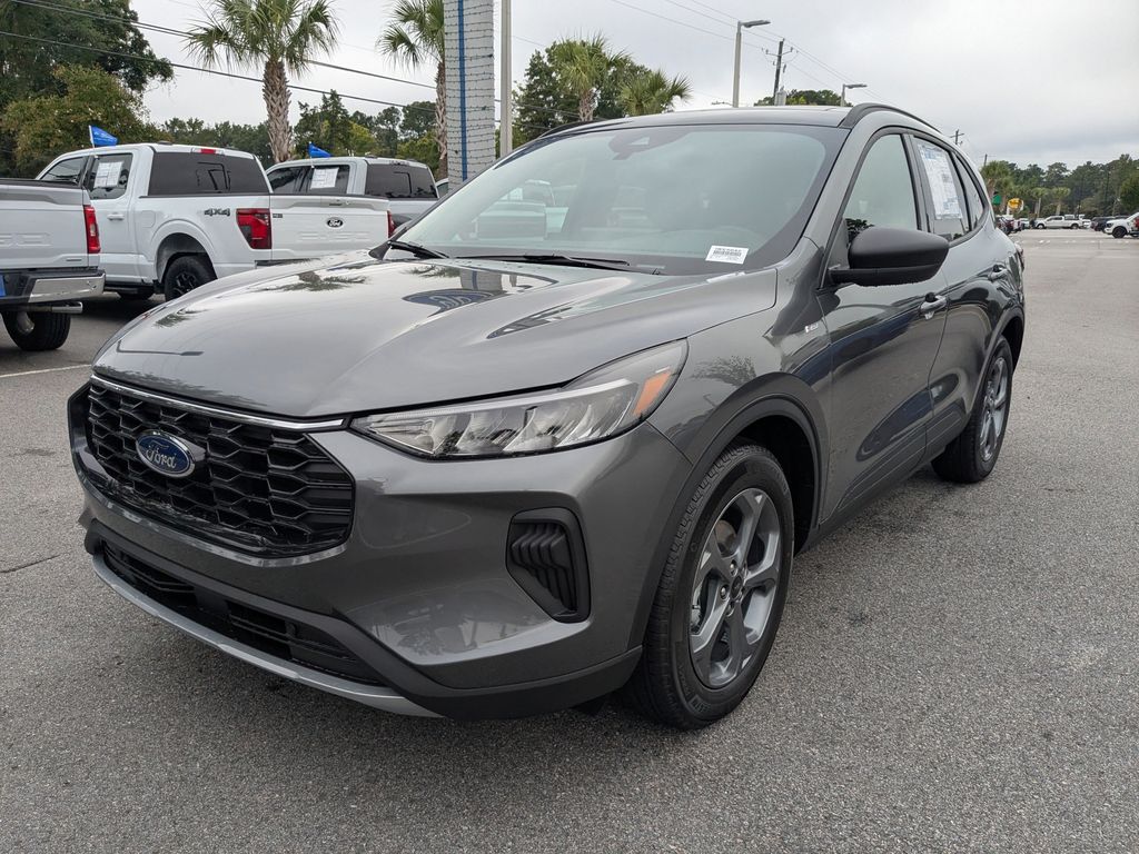 2025 Ford Escape ST-Line