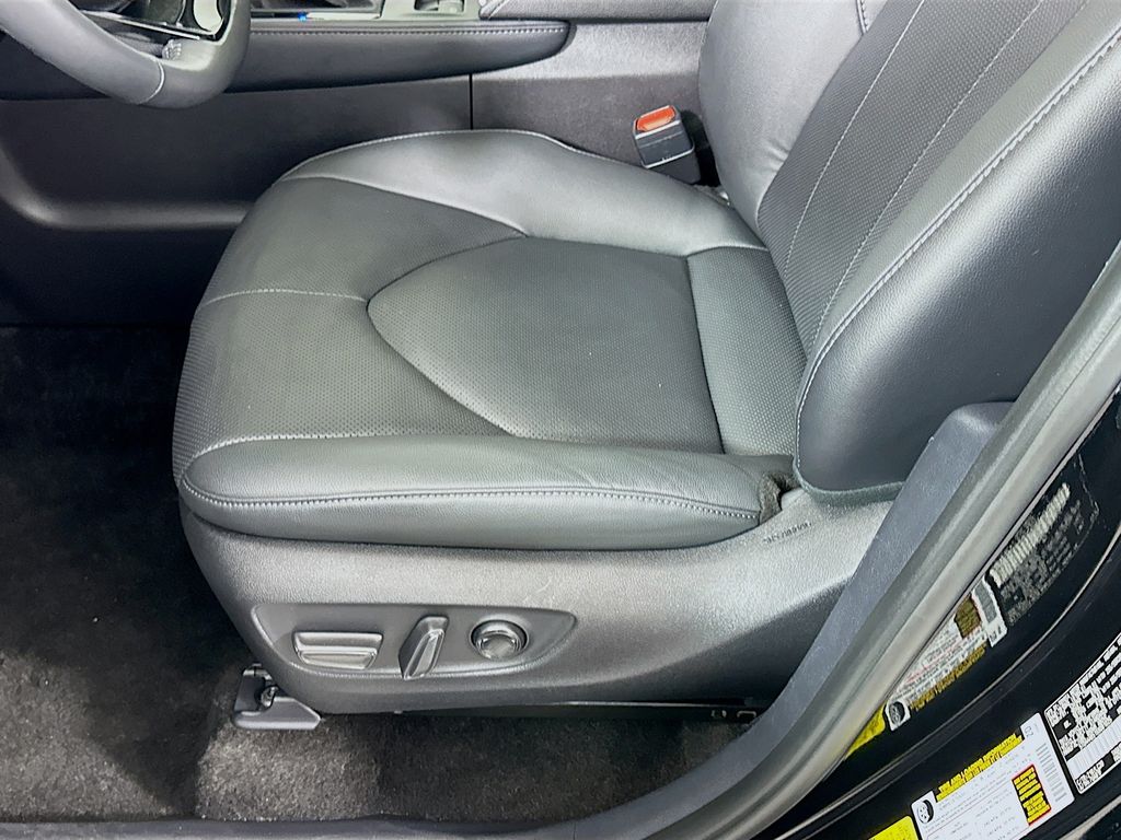 Thumbnail: 2025 Toyota Grand Highlander - 20