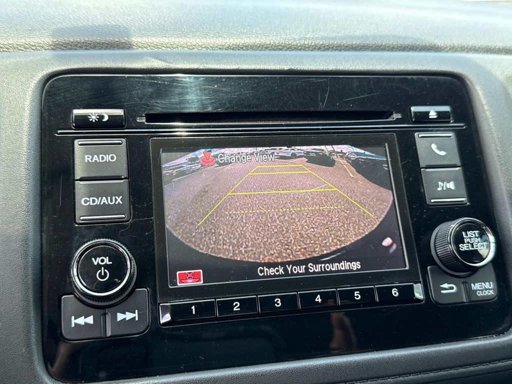 2017 Honda HR-V LX photo