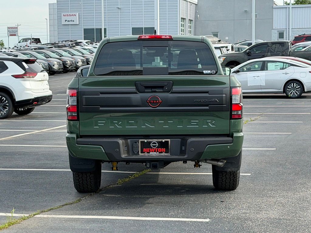 View vehicle photo 5