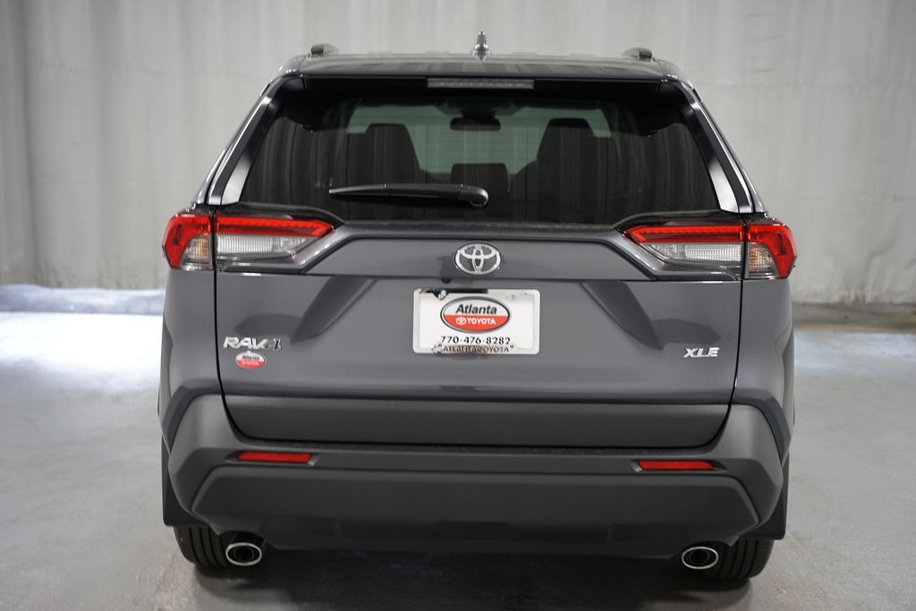 2025 Toyota RAV4 XLE 7