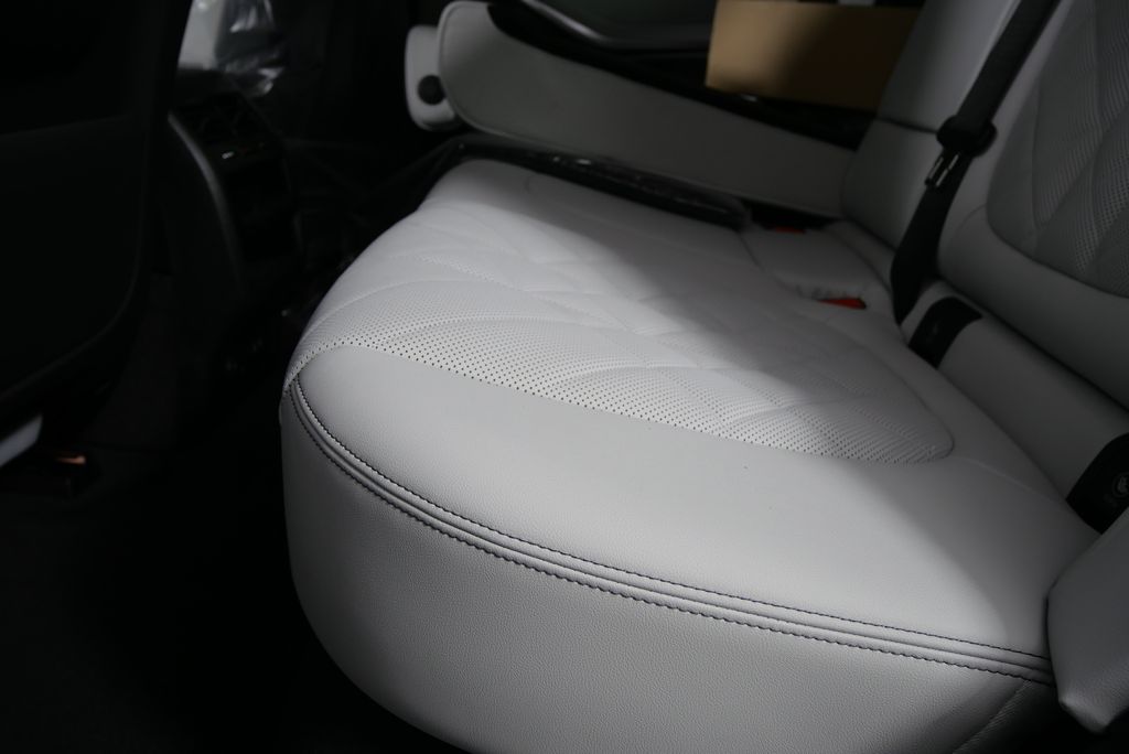 2025 BMW X5 xDrive40i 14