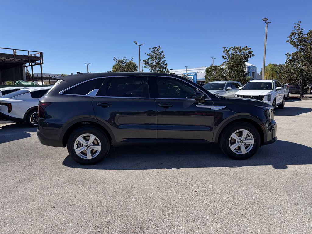 new 2026 Kia Sorento car, priced at $31,354