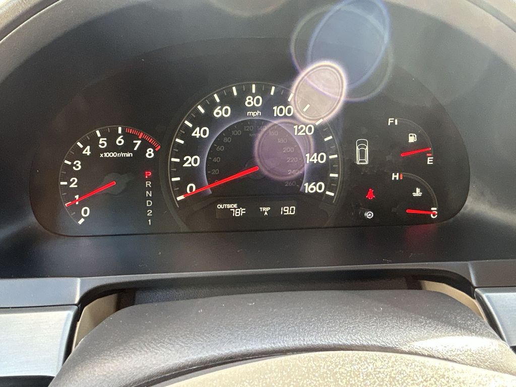 Thumbnail: 2010 Honda Odyssey - 15