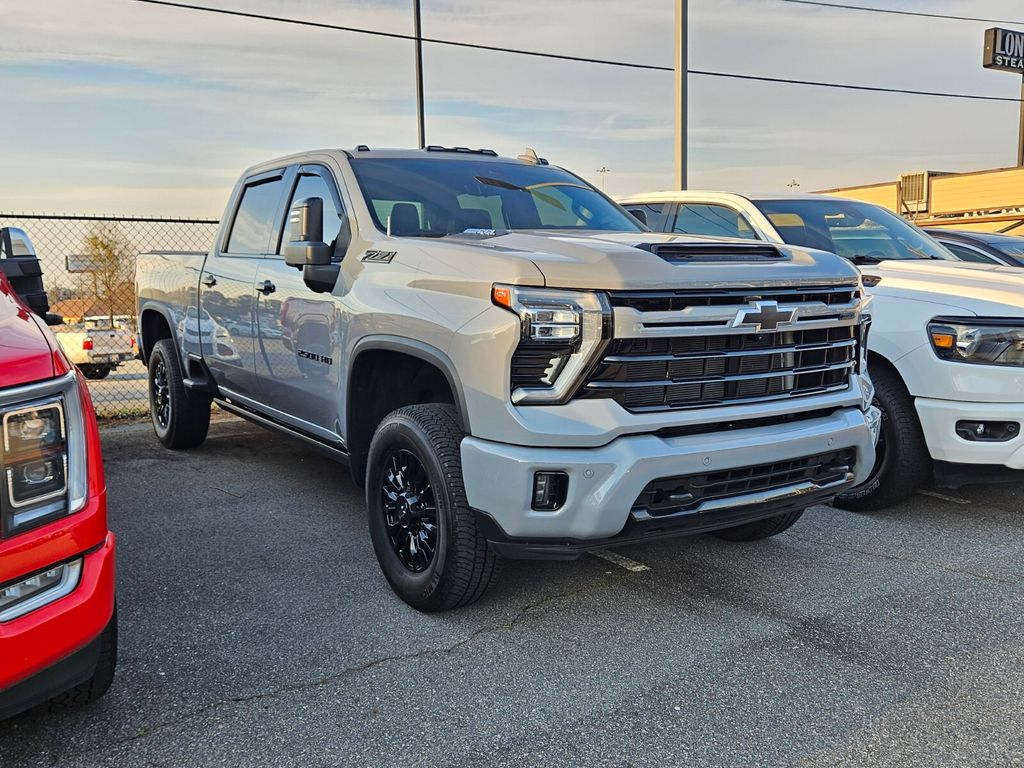 2024 Chevrolet Silverado 2500HD LTZ Crew Cab 4WD