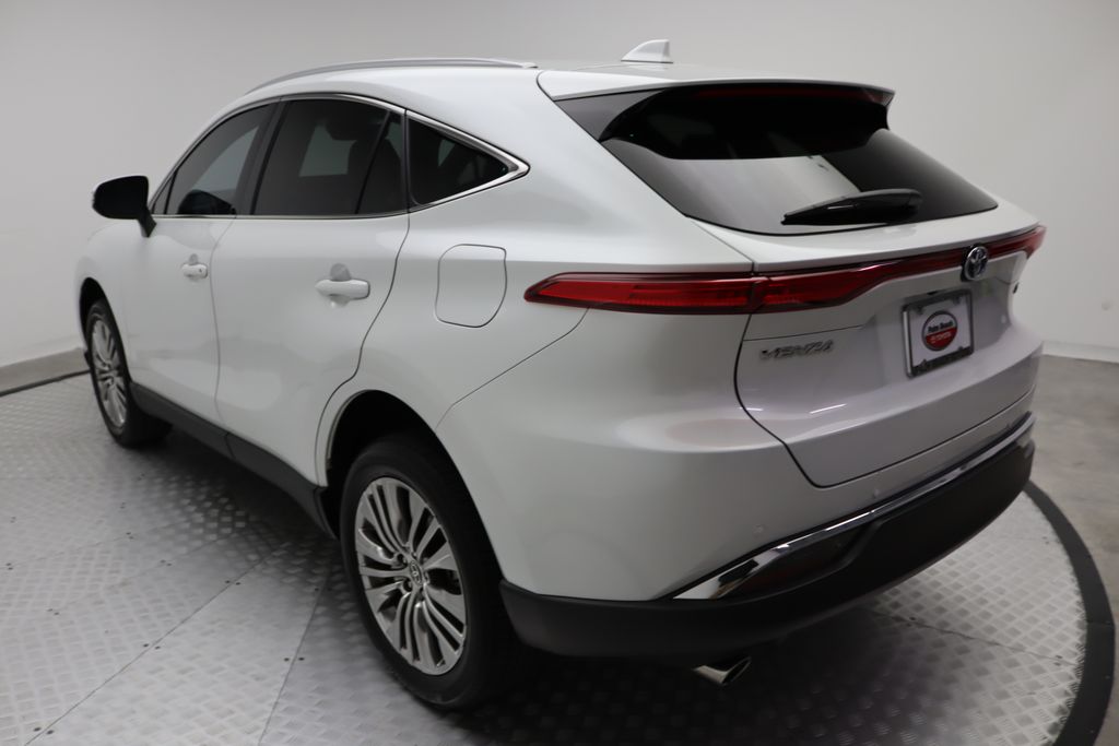 Thumbnail: 2023 Toyota Venza - 11