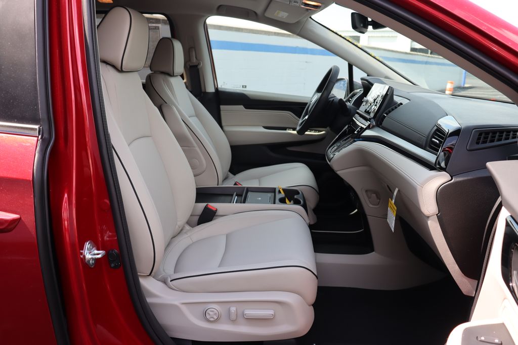 Thumbnail: 2026 Honda Odyssey - 22