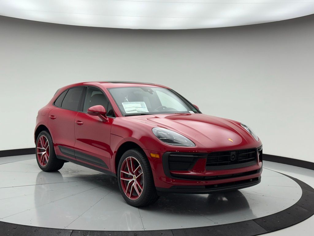Thumbnail: 2025 Porsche Macan - 6