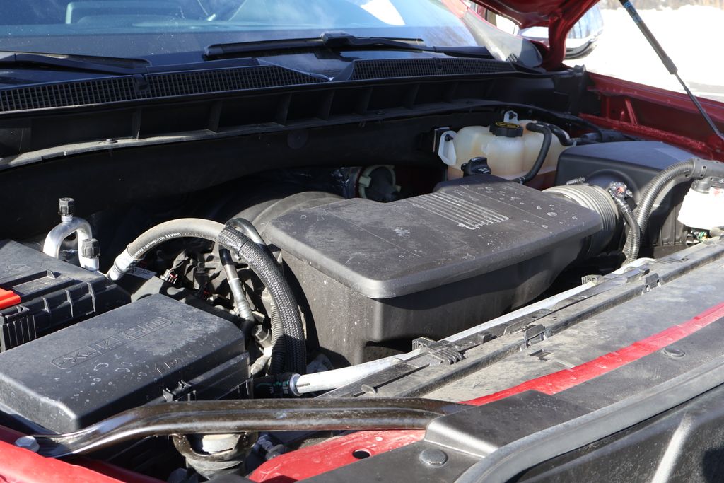 Thumbnail: 2023 Chevrolet Tahoe - 17