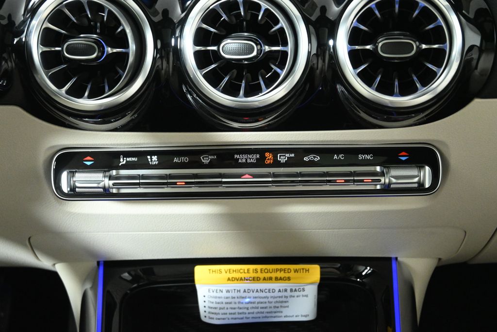 Thumbnail: 2026 Mercedes-Benz GLA - 18